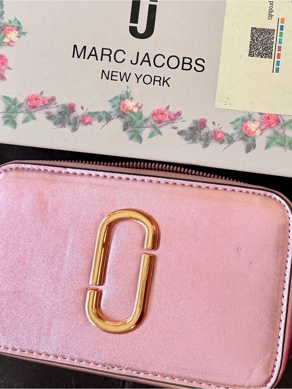 Marc Jacobs Pink Metallic Shoulder Bag with Gold Logo Hardware